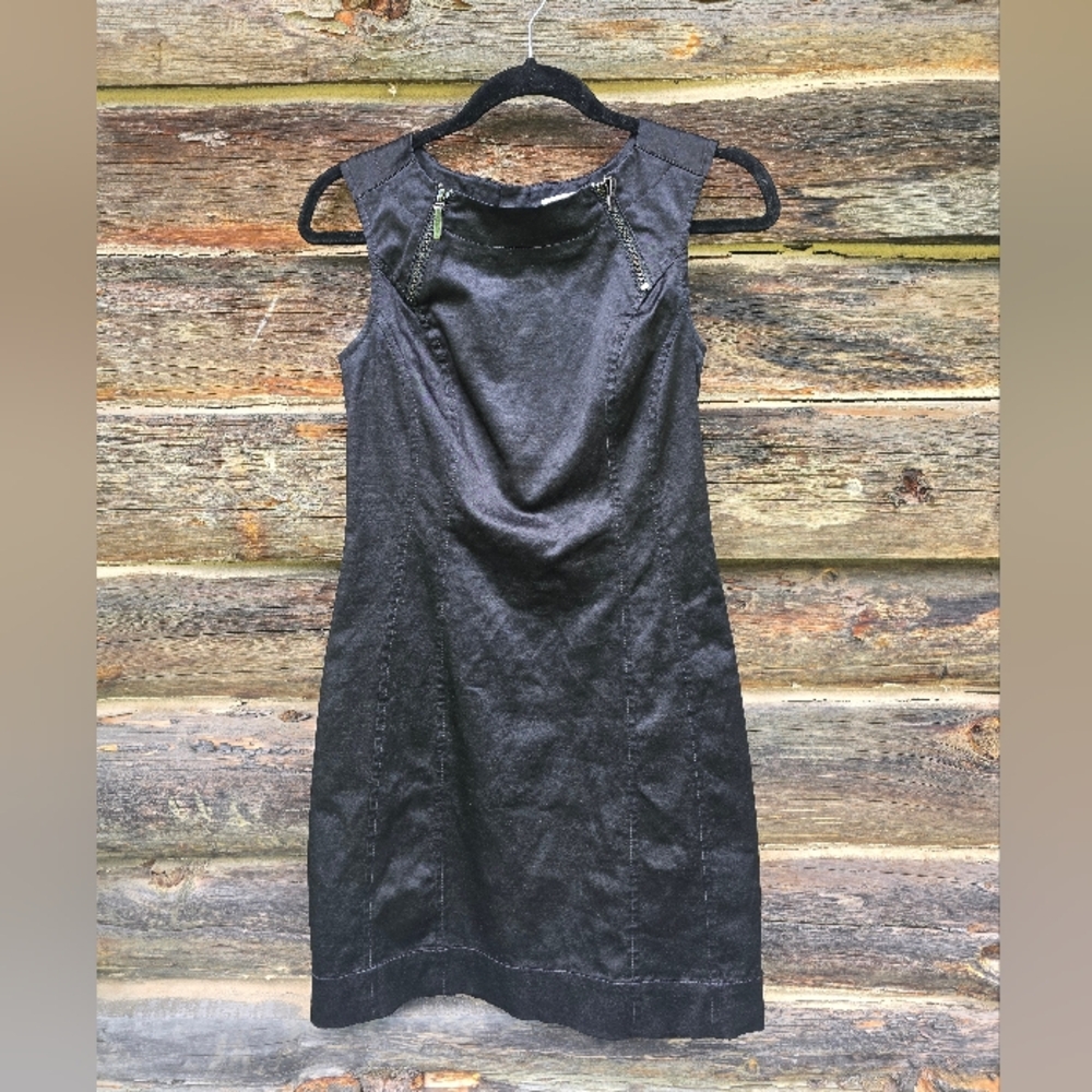 Calvin Klein Women's Little Black Dress with Zipper Details Size 0 - Picture 3 of 8